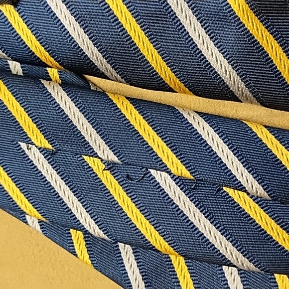 Four ties. - Picture 3 of 10